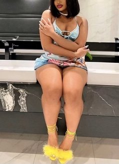 Emem - escort in Lagos, Nigeria Photo 4 of 4