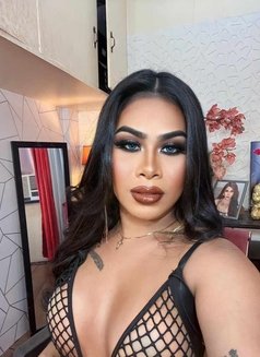 Emerald - Acompañantes transexual in Manila Photo 1 of 1
