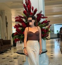 EMI - escort in Colombo