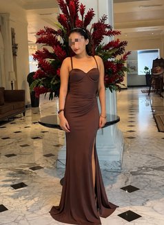 EMI - escort in Colombo Photo 5 of 6