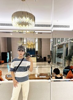 EMIL - Acompañantes masculino in Riyadh Photo 16 of 17