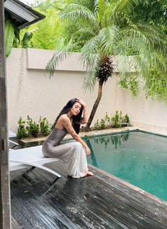 Karina Hwg - puta in Bali Photo 14 of 16