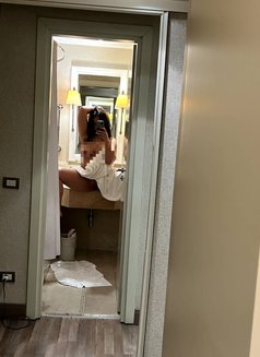 Emili - escort in Nice Photo 1 of 3