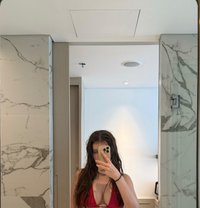Emilia only outcall - puta in Doha Photo 6 of 9