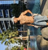 Emilio Vidal - Male escort in Makati City