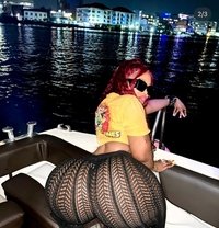 Emily - escort in Singapore