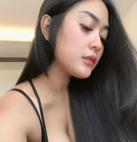 Emily Big N Hot - puta in Jakarta