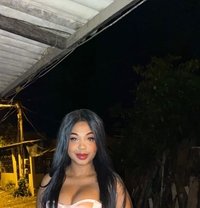 Emily - escort in Maldives