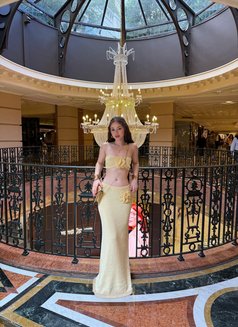 Emily Colombian Doll face 🇨🇴 - puta in Dubai Photo 9 of 9