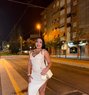 Emily - escort in Barcelona Photo 1 of 5