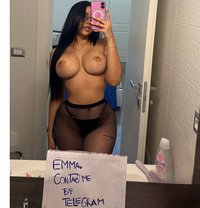 Emmy - puta in Dubai