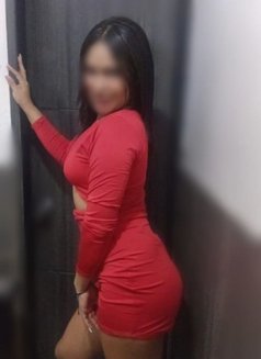 Emily Duque - escort in Medellín Photo 2 of 4