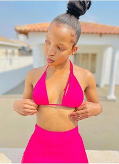 Emily - escort in Ahmedabad Photo 5 of 6