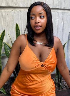 Emily - escort in Ahmedabad Photo 1 of 5