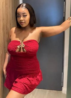 Emily - escort in Ahmedabad Photo 3 of 5