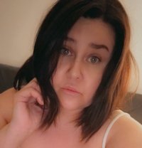 Emily - escort in Maldives