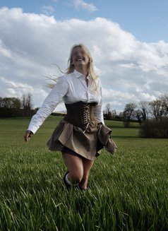 Emily - GFE/PSE/Kink independent escort - escort in New Delhi Photo 22 of 23