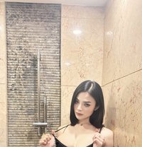 Emily - Transsexual escort in New Delhi Photo 13 of 30