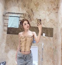 Emily - Transsexual escort in New Delhi