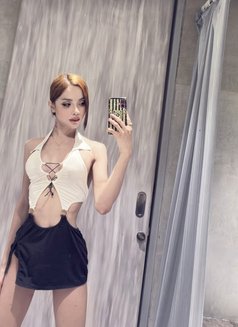 Emily - Transsexual escort in New Delhi Photo 23 of 23