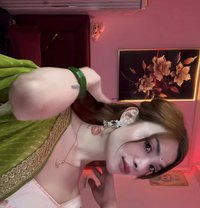 Emily - Transsexual escort in New Delhi Photo 25 of 27