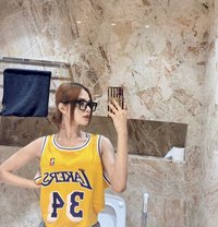 Emily - Transsexual escort in New Delhi