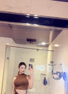 Emily - Transsexual escort in New Delhi Photo 28 of 28