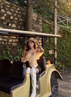 Emily - Transsexual escort in New Delhi Photo 24 of 25