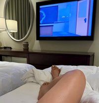 Emily - escort in Al Manama