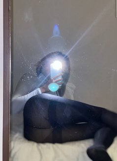 Emily - escort in Tokyo Photo 14 of 15