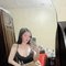 Emily New - puta in Abu Dhabi Photo 3 of 5
