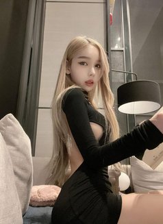 Emily - escort in Bangkok Photo 9 of 9