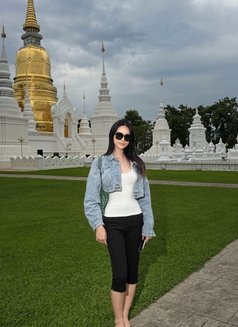 Emily So Hot - Transsexual escort in Chiang Mai Photo 2 of 5
