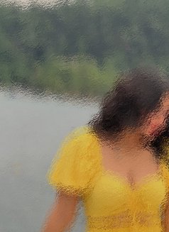 نهال Nihal - puta in Dubai Photo 14 of 14