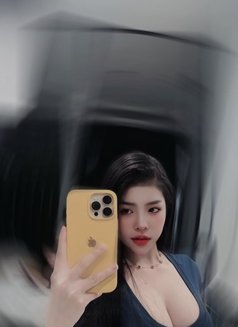 Emily - escort in Belgrade Photo 5 of 6