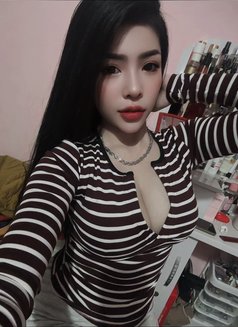 Emily - escort in Belgrade Photo 6 of 6