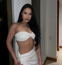 Emily - escort in Doha
