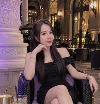 Emily - escort in Ho Chi Minh City Photo 1 of 6