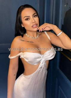 Emily Young Spanish the best GFE - escort in Doha Photo 10 of 13