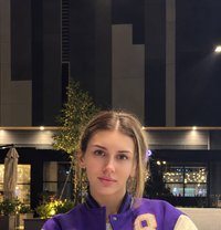 EmilyyLadboy21cm - Transsexual escort in Dubai