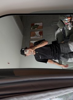 Emir - Male escort in İstanbul Photo 2 of 3