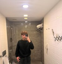 Emir - Male escort in İstanbul Photo 3 of 3