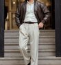 Emirhan - Male escort in İstanbul Photo 1 of 1