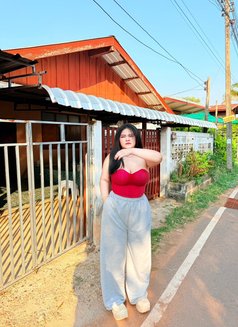 Emirin - puta in Bangkok Photo 7 of 7