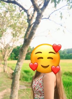 Emisha - escort in Colombo Photo 5 of 8