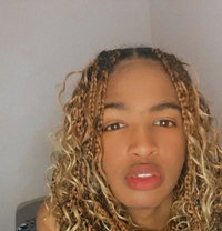 Emma - Acompañantes transexual in Dubai