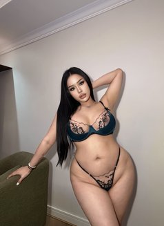 Emma Chubby sweetie both - Transsexual escort in Jeddah Photo 22 of 23