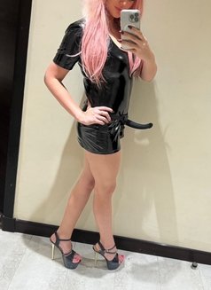 Emma Dxb - escort in Dubai Photo 14 of 15