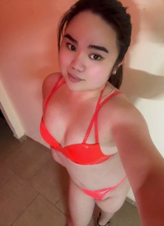 Emma in Dubai - Transsexual escort in Dubai Photo 2 of 5