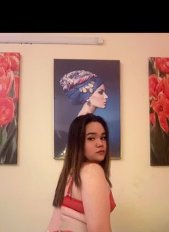 Emma in Dubai - Transsexual escort in Dubai Photo 5 of 5